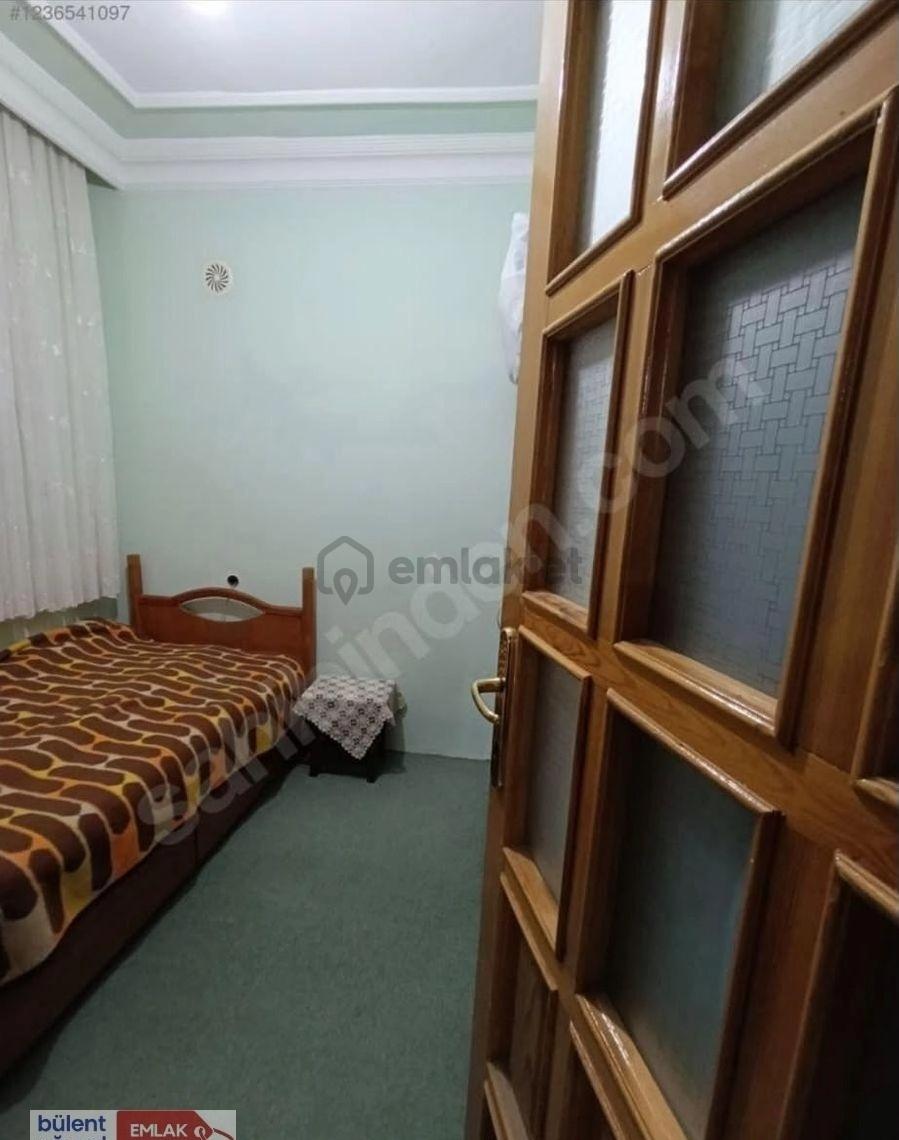 Avanosta 335 M² Alan İçerisinde 235 M² Brüt 195 M² Net Satılık - 24
