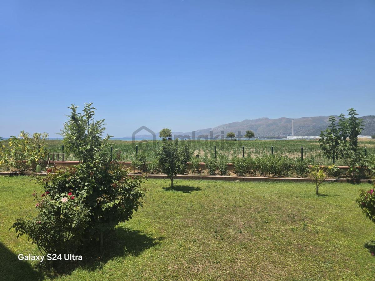 Deniz Manzaralı Geniş Bahçeli 3+1 Satılık Villa - 19