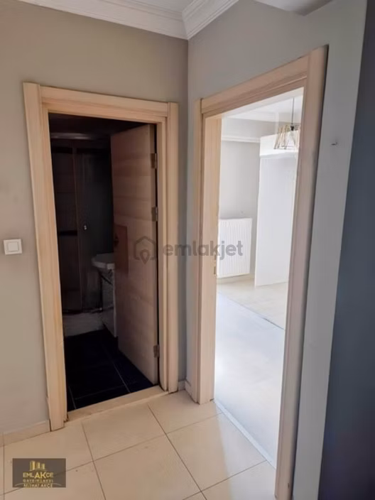 Emlakçe G Y M ' Den Serdivan'da Kiralılk Diare - 15