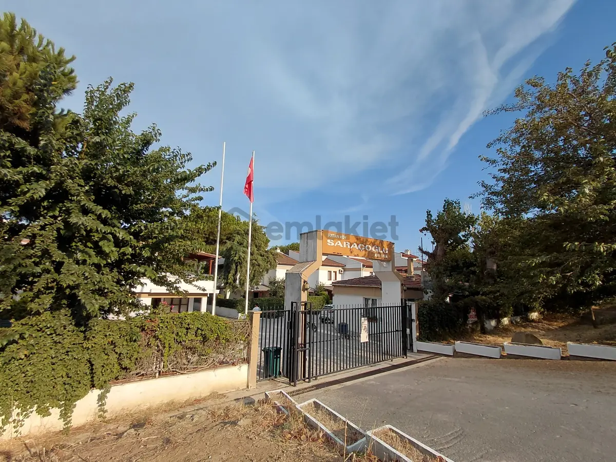 Denize Sıfır Site İçinde 430 M² Deniz Manzaralı Villa - 42