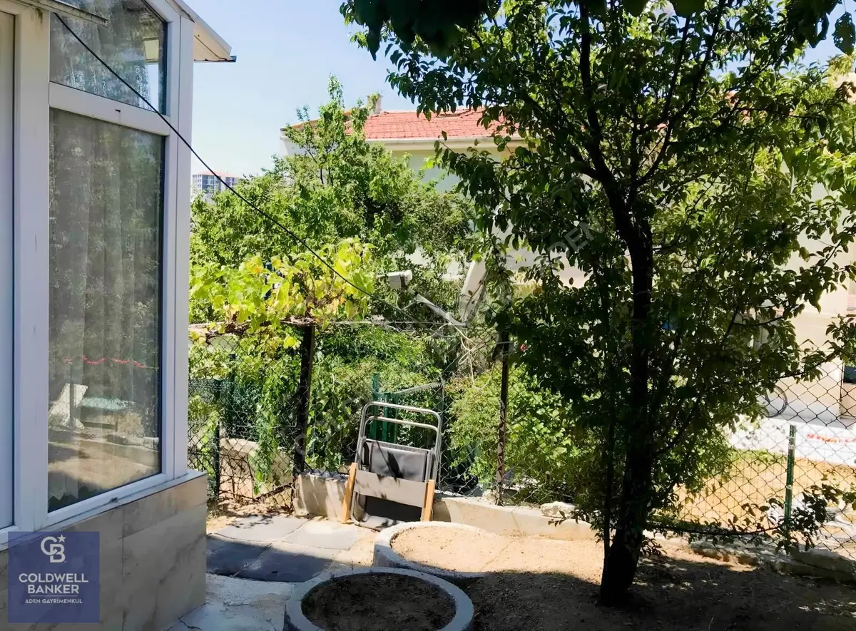 Batıkent Çakırlar'da 5+2 Satılık Şerefiyeli Köşe Villa - 2