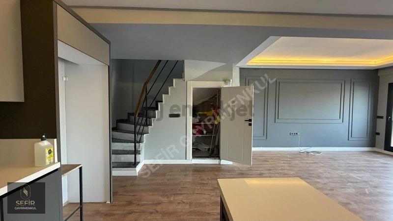Lilya Villalarında Havuzlu, Lüks 4+1 Satılık Villa - 17