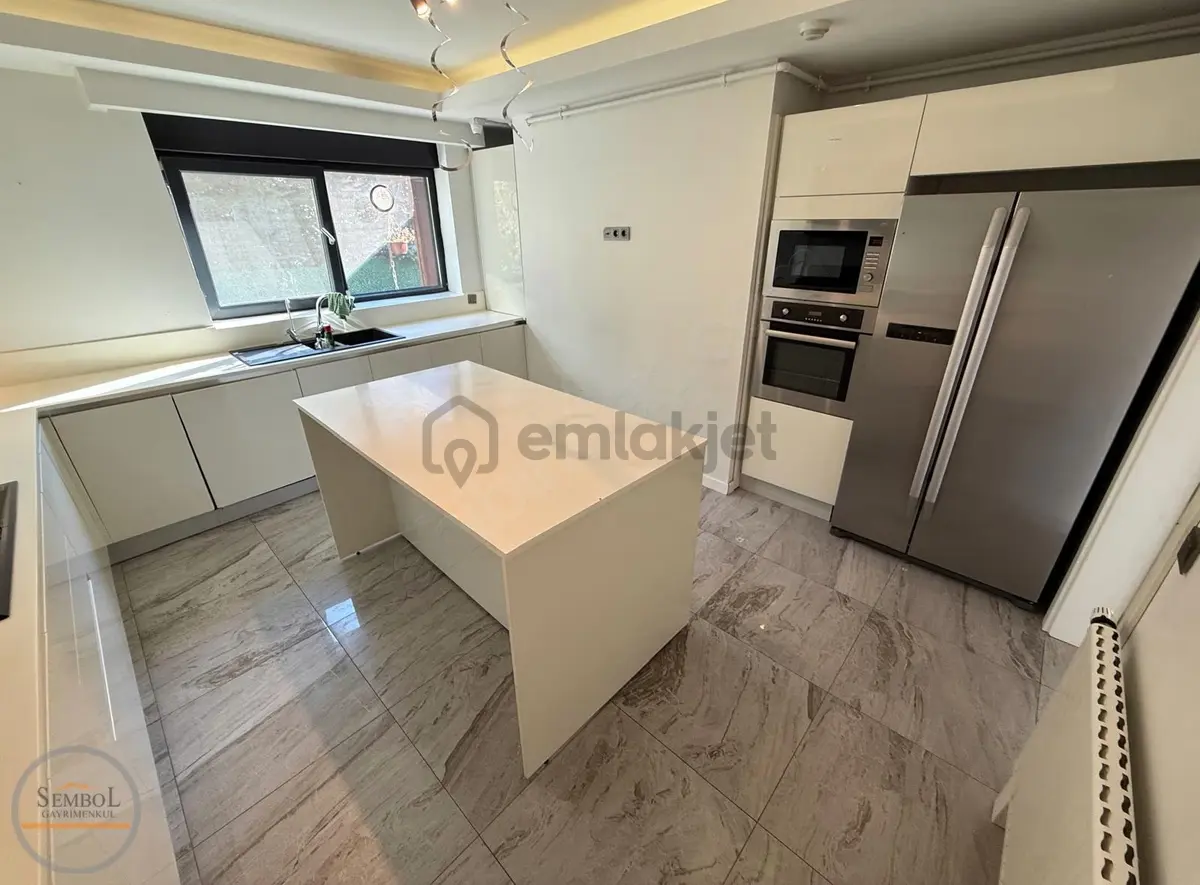Uskumruköy De Butik Site De 4+1 Satılık Triplex Villa - 11