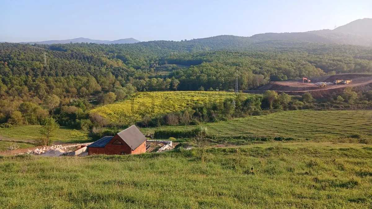 Çalıca Satılık 435 M2 Imarlı Arsa