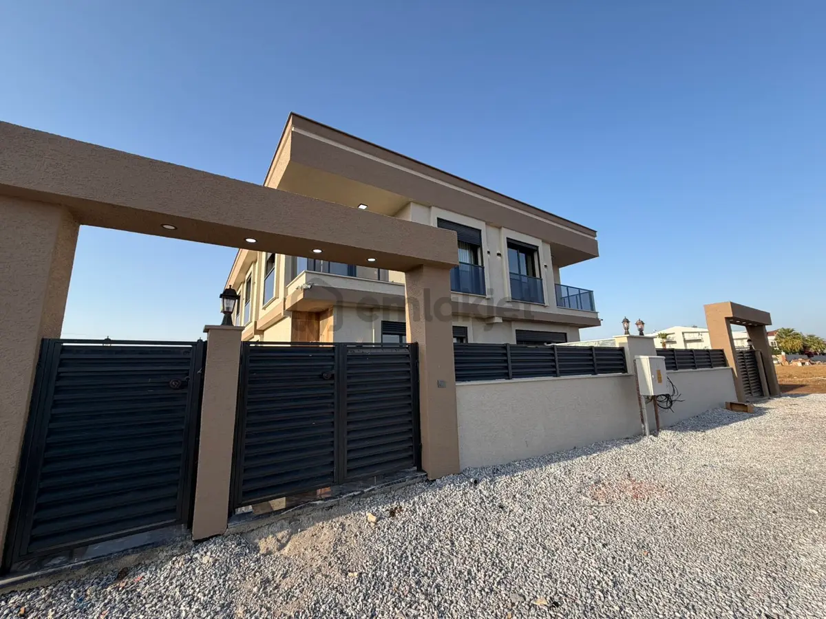 Didim Efeler Merkez’de Villa - 25