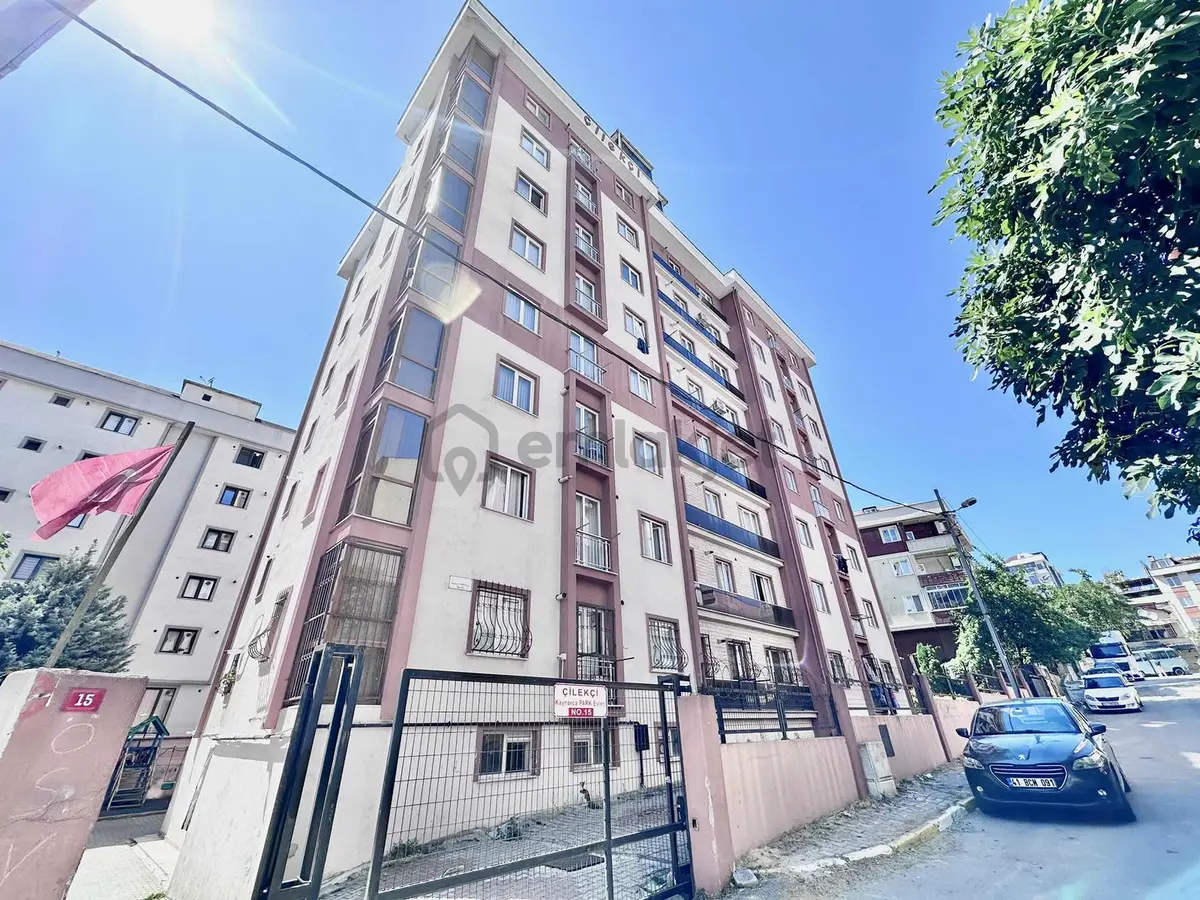 Pendik Esenler Mahallesi Ferah Satılık 2+1 Daire