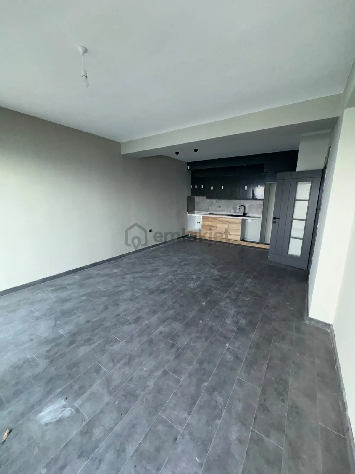 Araklı'da Denize Sıfır 2+1 Satılık Daire - 10