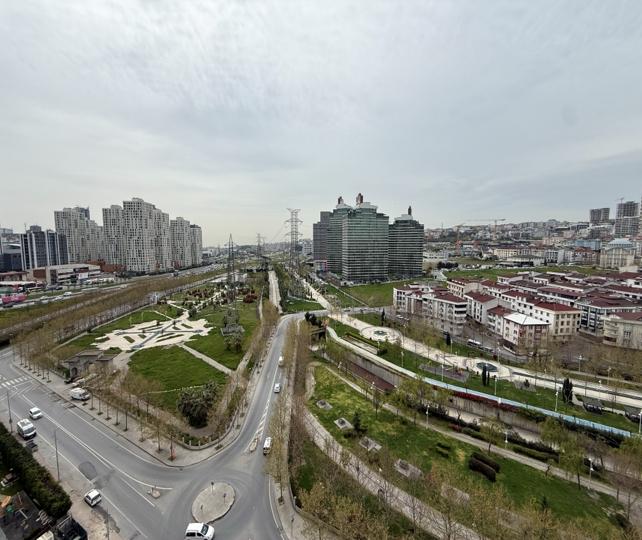 Metrobüse Yürüme Mesafesinde 1+1 Daire !!! - 34