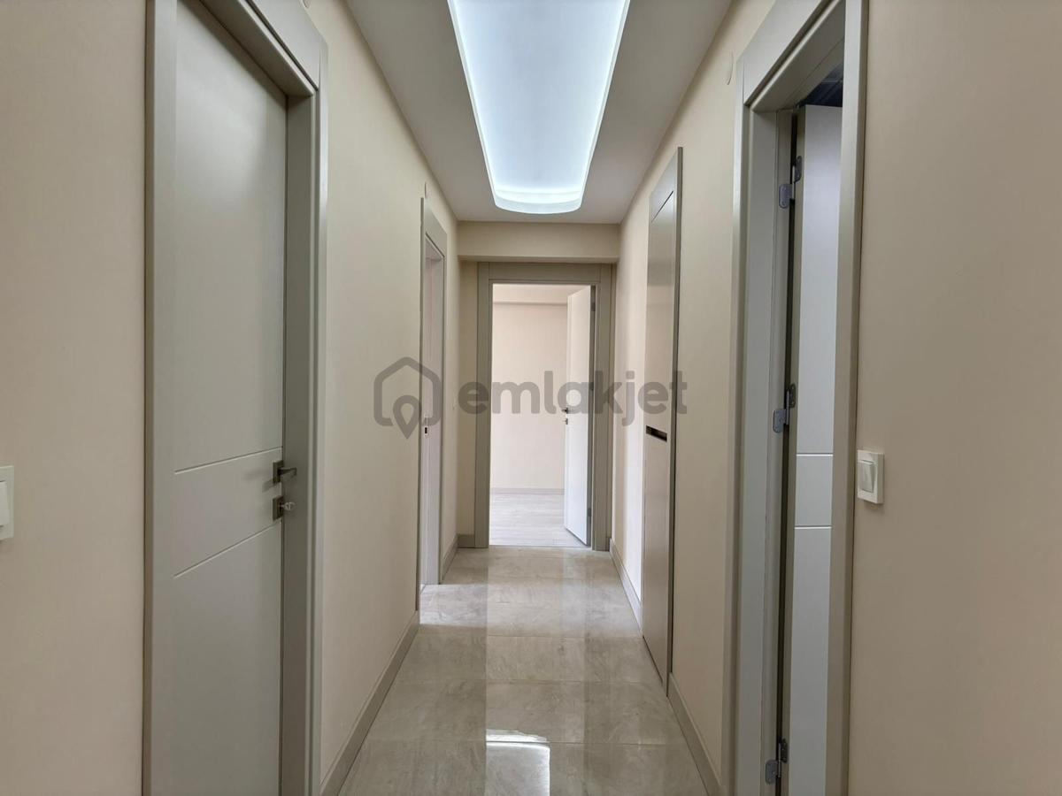 Isparta'nın Merkezinde Metro Sanat Sitesinde 4+1 Satılık Daire - 17