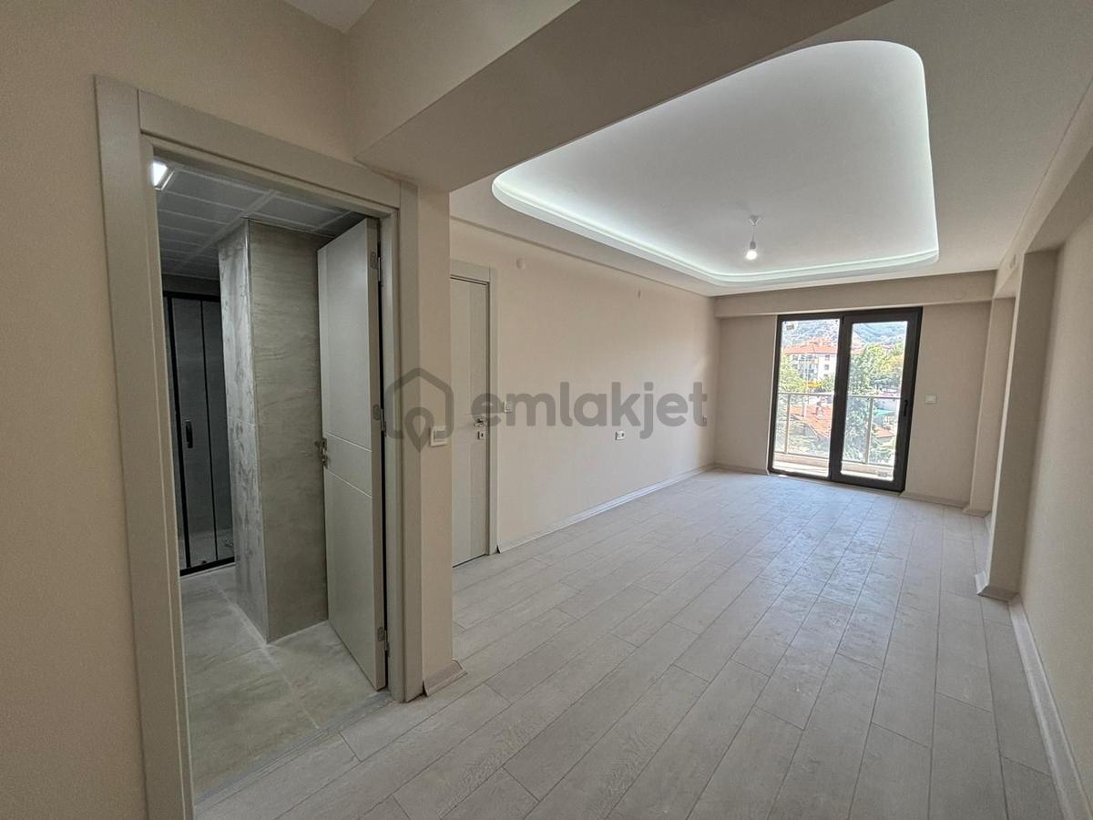 Isparta'nın Merkezinde Metro Sanat Sitesinde 4+1 Satılık Daire - 19
