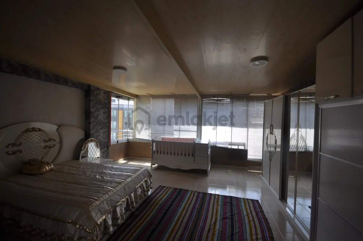 Cb'dan Karaköprdü'de 4+4 Lüks Dublex Daire - 18