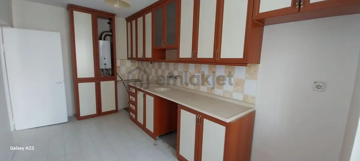 İhsaniyede Site İçinde 4+1 Kiralık Daire - 28