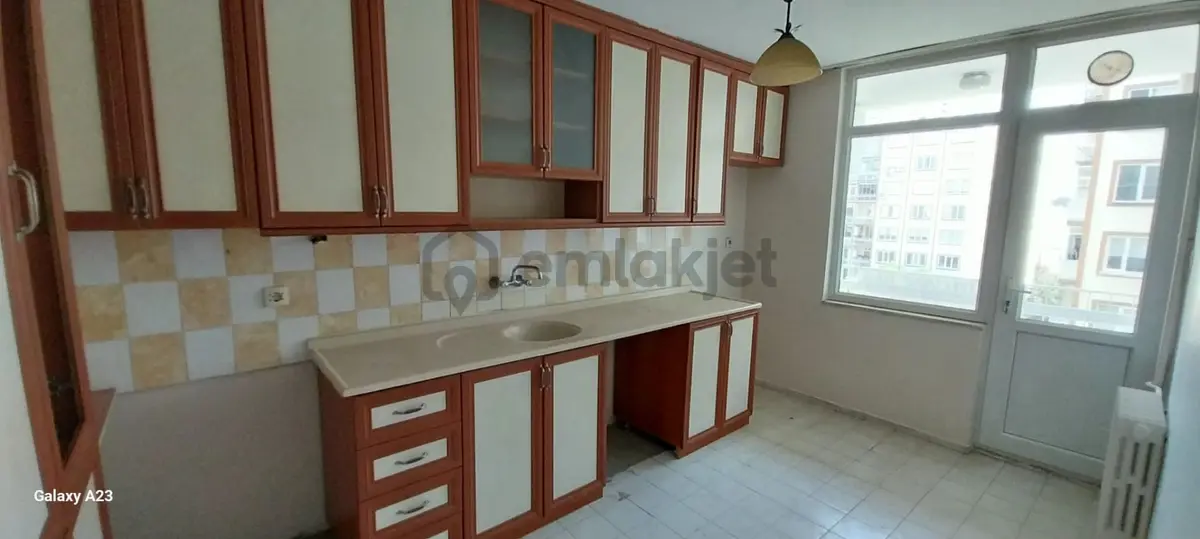 İhsaniyede Site İçinde 4+1 Kiralık Daire - 27