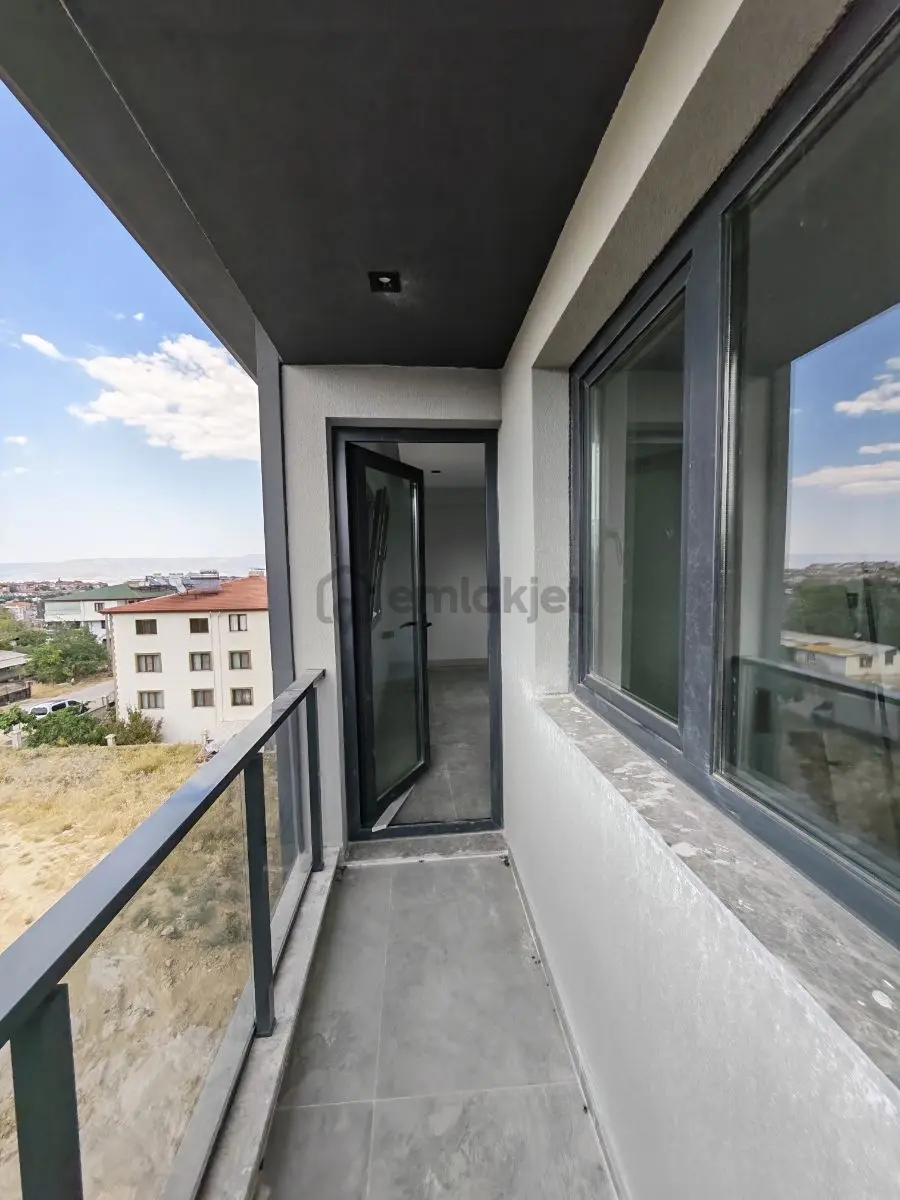 Denipol&tekden Arasında Sıfır Lüks Açık Mutfak 3+1*120m2 Daire - 8
