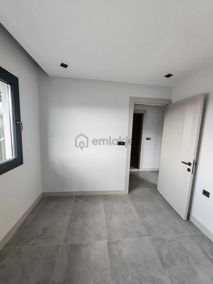 Denipol&tekden Arasında Sıfır Lüks Açık Mutfak 3+1*120m2 Daire - 14