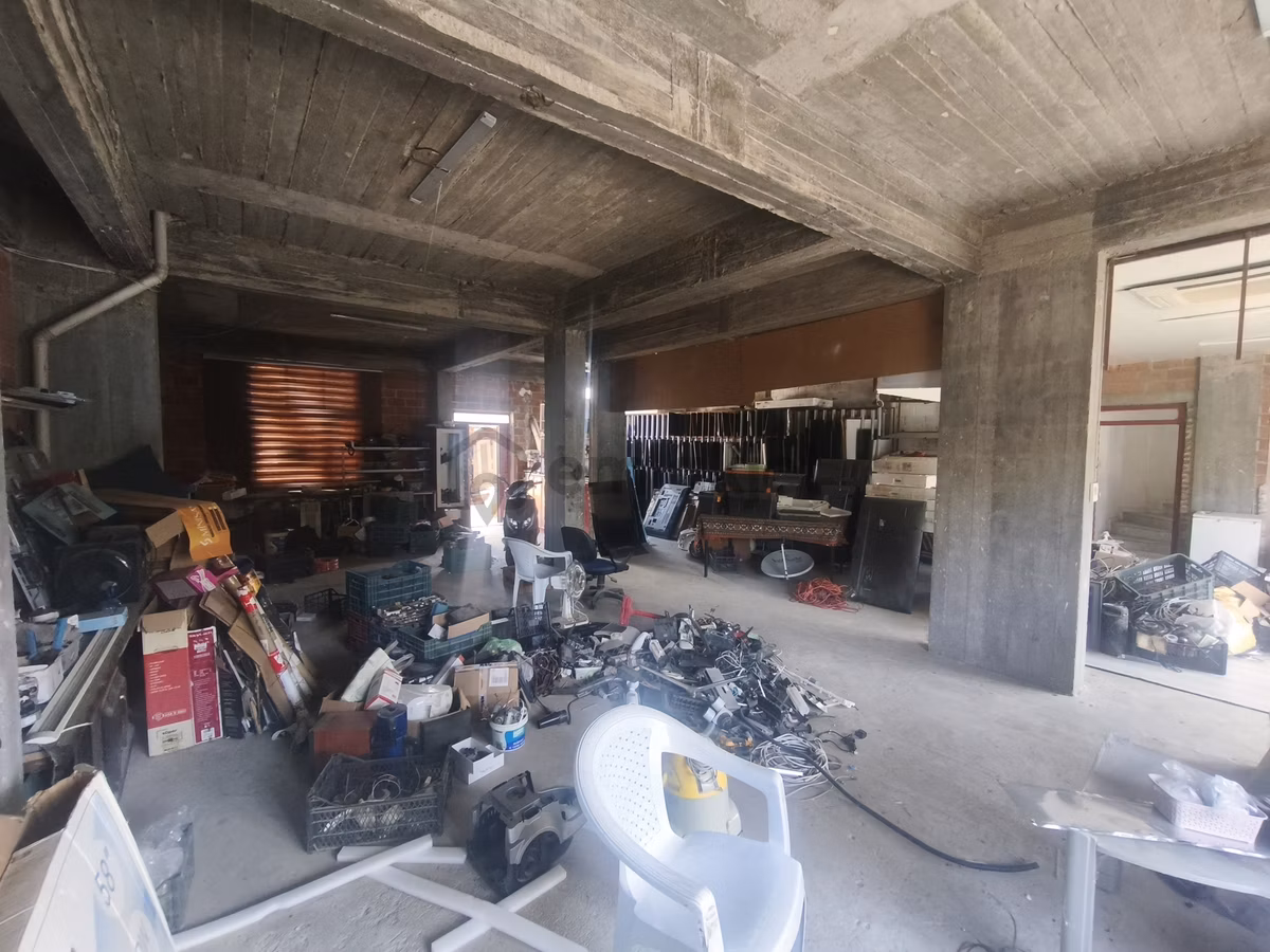 Karakollar'da Komple Satılık Apartman+müstakil Ev+işyeri+daire - 20