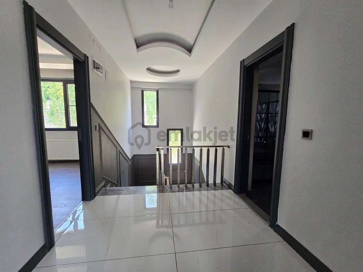 Yıldız Ctiy Dubleks Kiralık 5+1 Villa - 16