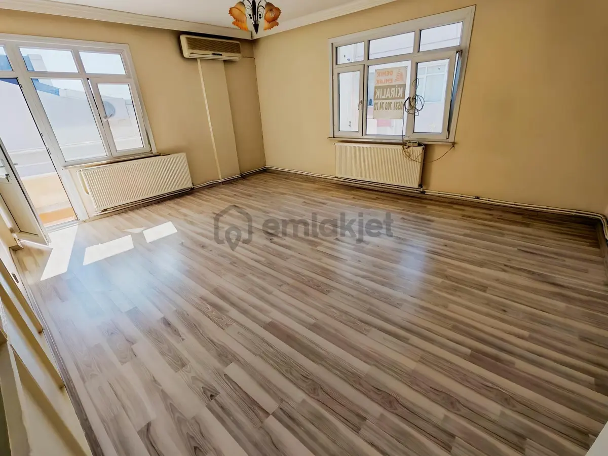 Aydıntepe Mah. E5 İn Dibinde 3 Balkonlu Geniş 2+1 Kiralık Daire - 2