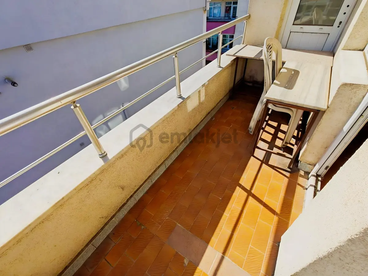 Aydıntepe Mah. E5 İn Dibinde 3 Balkonlu Geniş 2+1 Kiralık Daire - 4