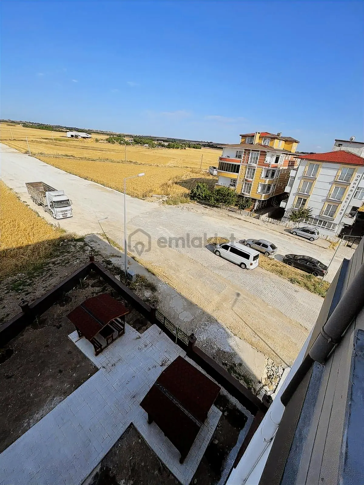 Emlakhan Yapı Otoparklı Lüks Son Daire - 34