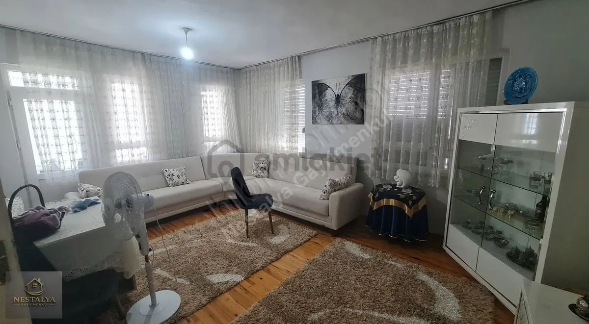 Soğuksu'da 3+1 Ara Kat 140 M2 Satılık Daire