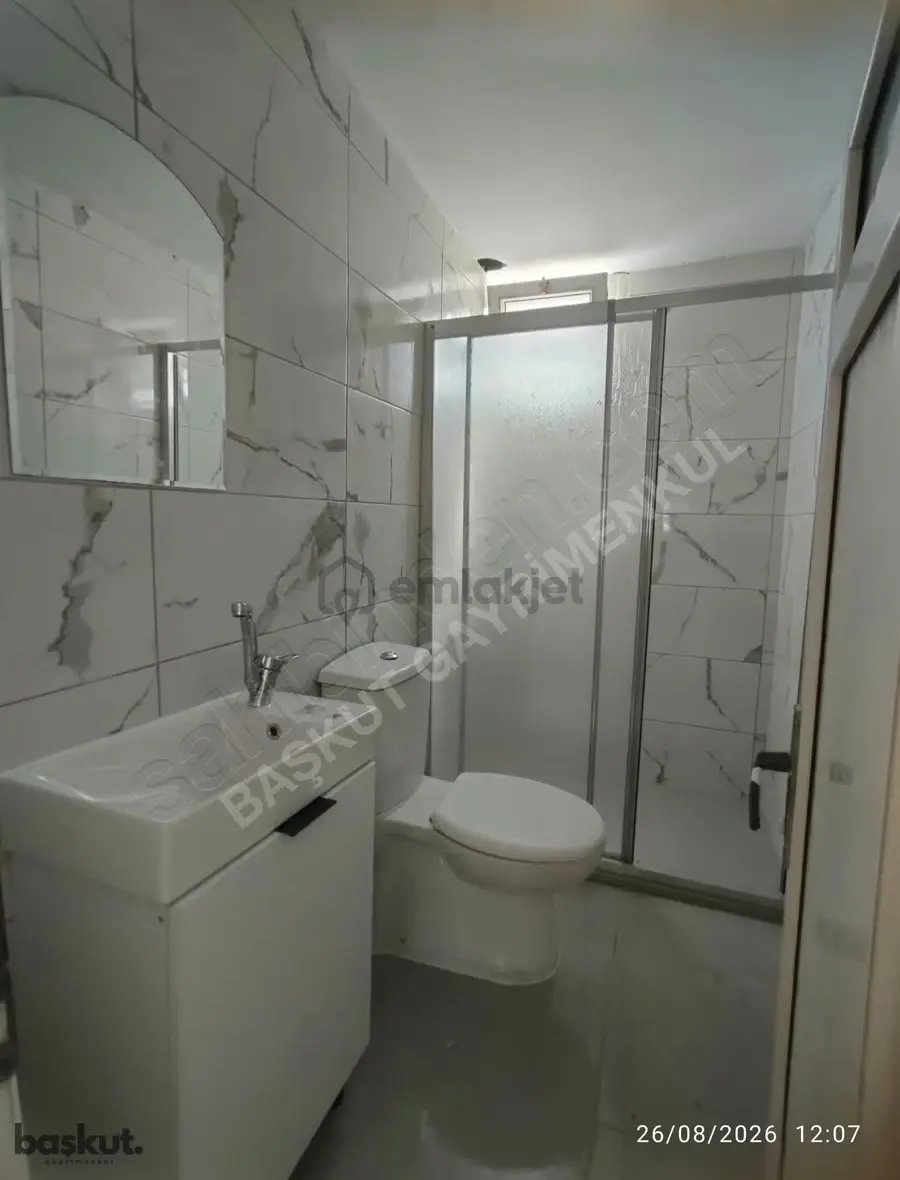 Başkut'tan Bayraklı-yamanlar'da Kiralık 2+1 Daire - 12