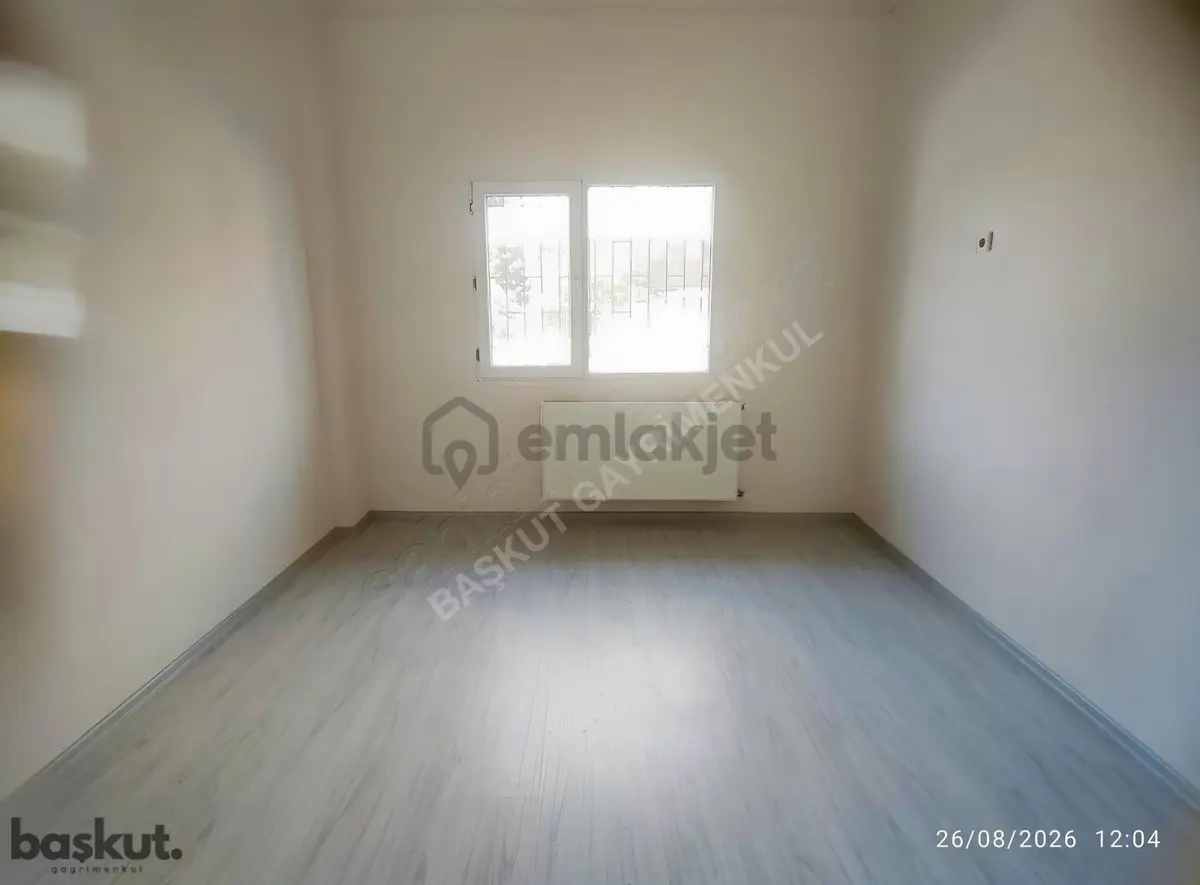 Başkut'tan Bayraklı-yamanlar'da Kiralık 2+1 Daire - 11