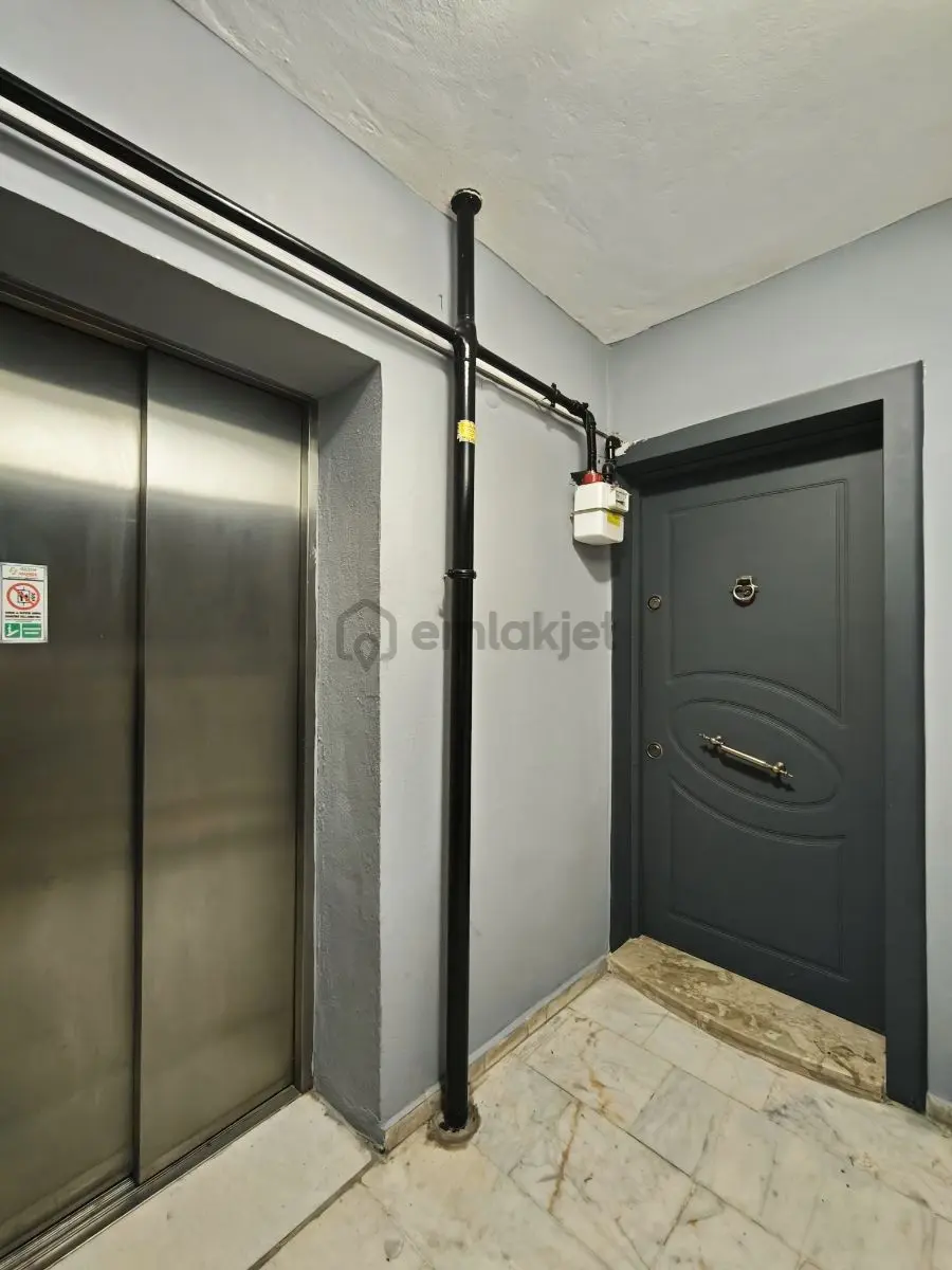 3+1 Kilerli 2 Balkonlu Otoparklı Asansörlü Cadde Üstü Daire - 7