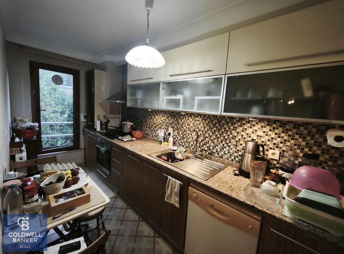 Üsküdar Sultantepe'de 3+1 Satılık Daire - 9