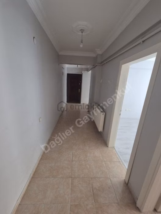 Merkezi Konumda Memura Kiralık Daire - 12