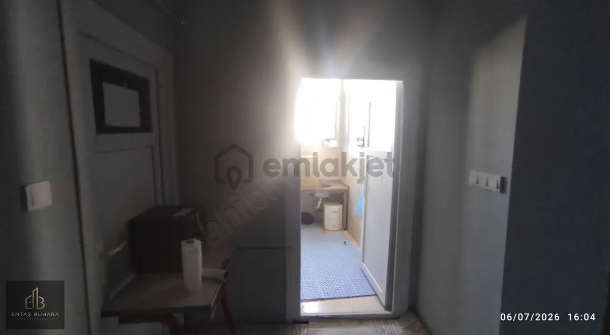 Sultanbeyli Merkezde Tabela Değeri Yüksek 3 Kat Birarada - 13