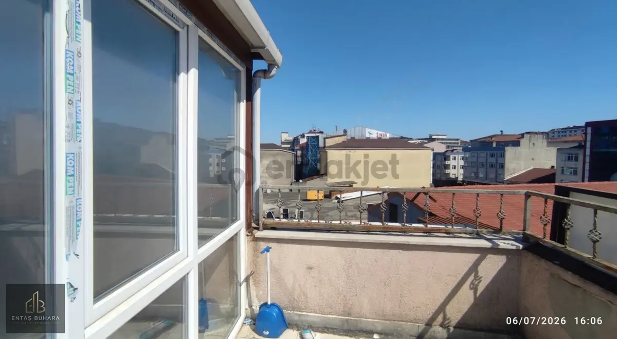 Sultanbeyli Merkezde Tabela Değeri Yüksek 3 Kat Birarada - 24