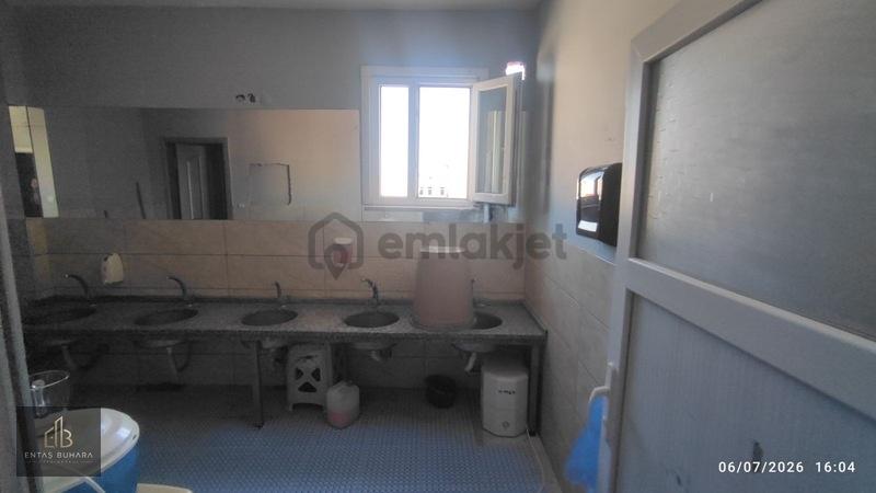 Sultanbeyli Merkezde Tabela Değeri Yüksek 3 Kat Birarada - 15