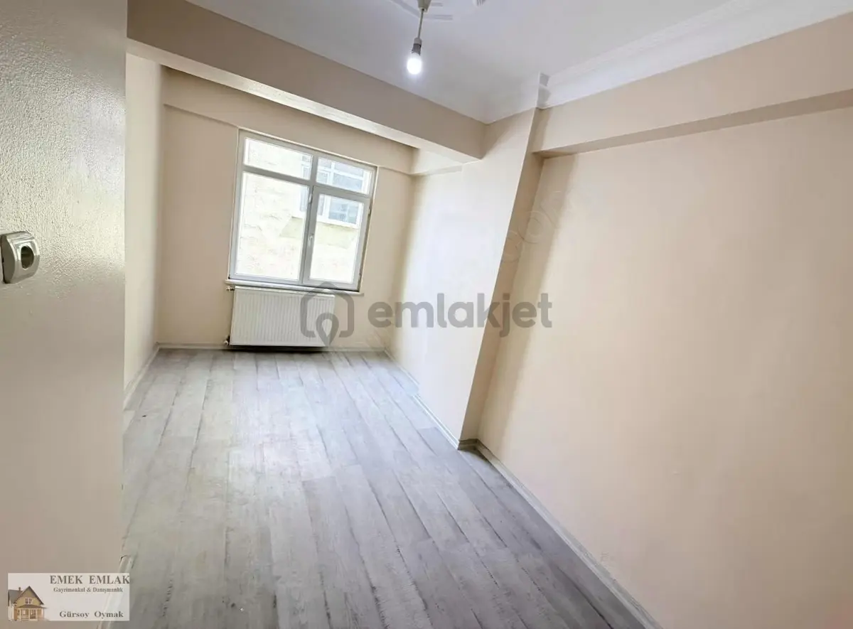 Sefaköy İnönü Mahallesi Acil Saatlik 2 + 1 - 20