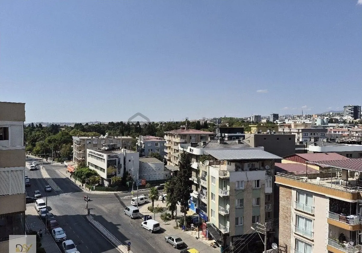 Buca"da Site İçi 3+1 Asansörlü Arakat Balkonlu Daire - 8