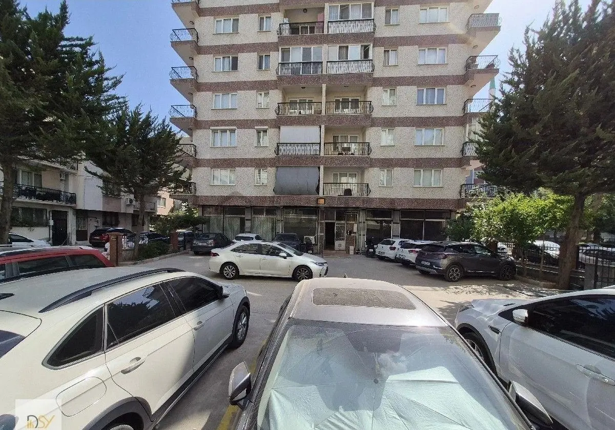 Buca"da Site İçi 3+1 Asansörlü Arakat Balkonlu Daire - 30