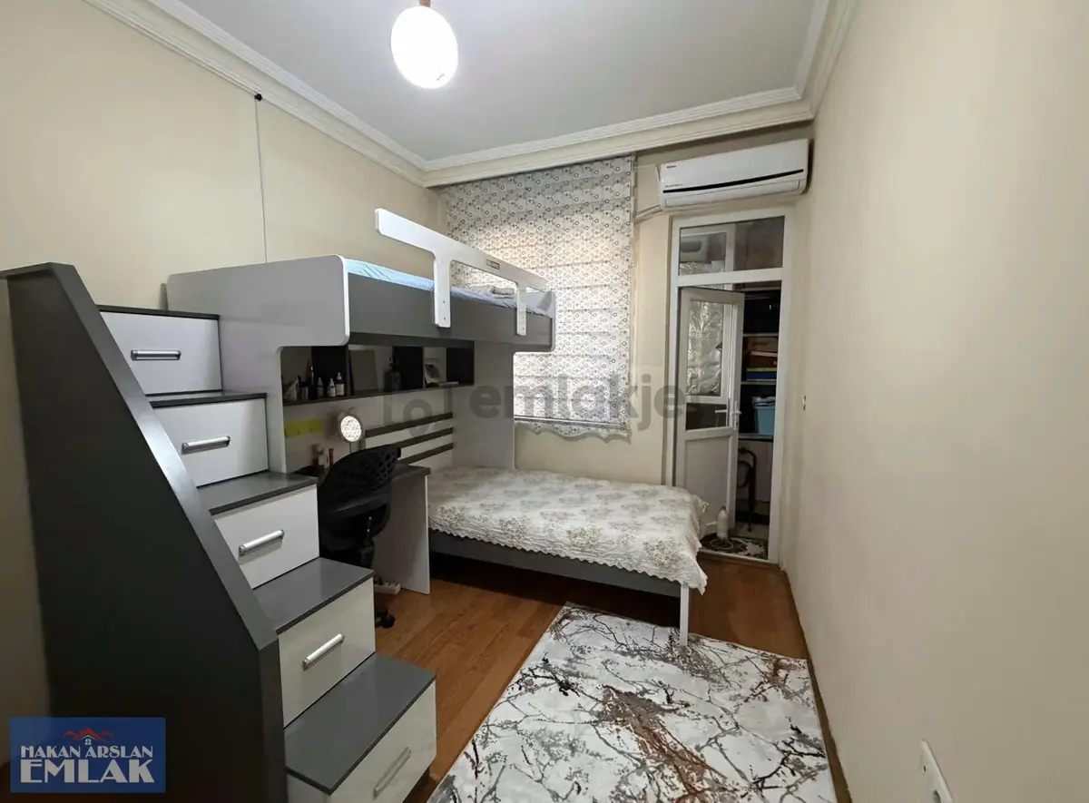 Emek'te Çok Kullanışlı Satılık 2+1 Daire - 7