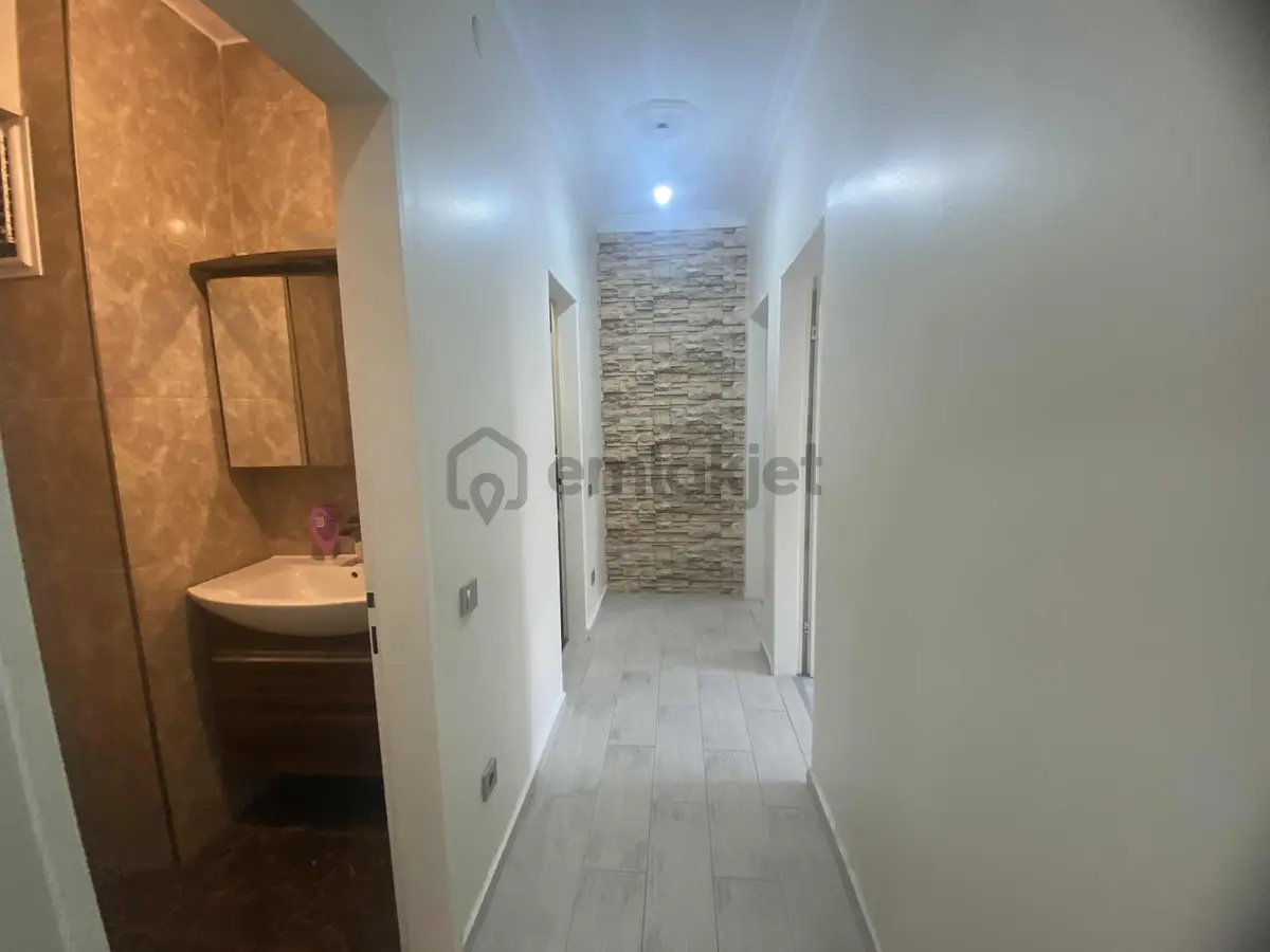 Çınar Evlerinde Asansörlü Binada 1.kat Kiralık Daire - 12