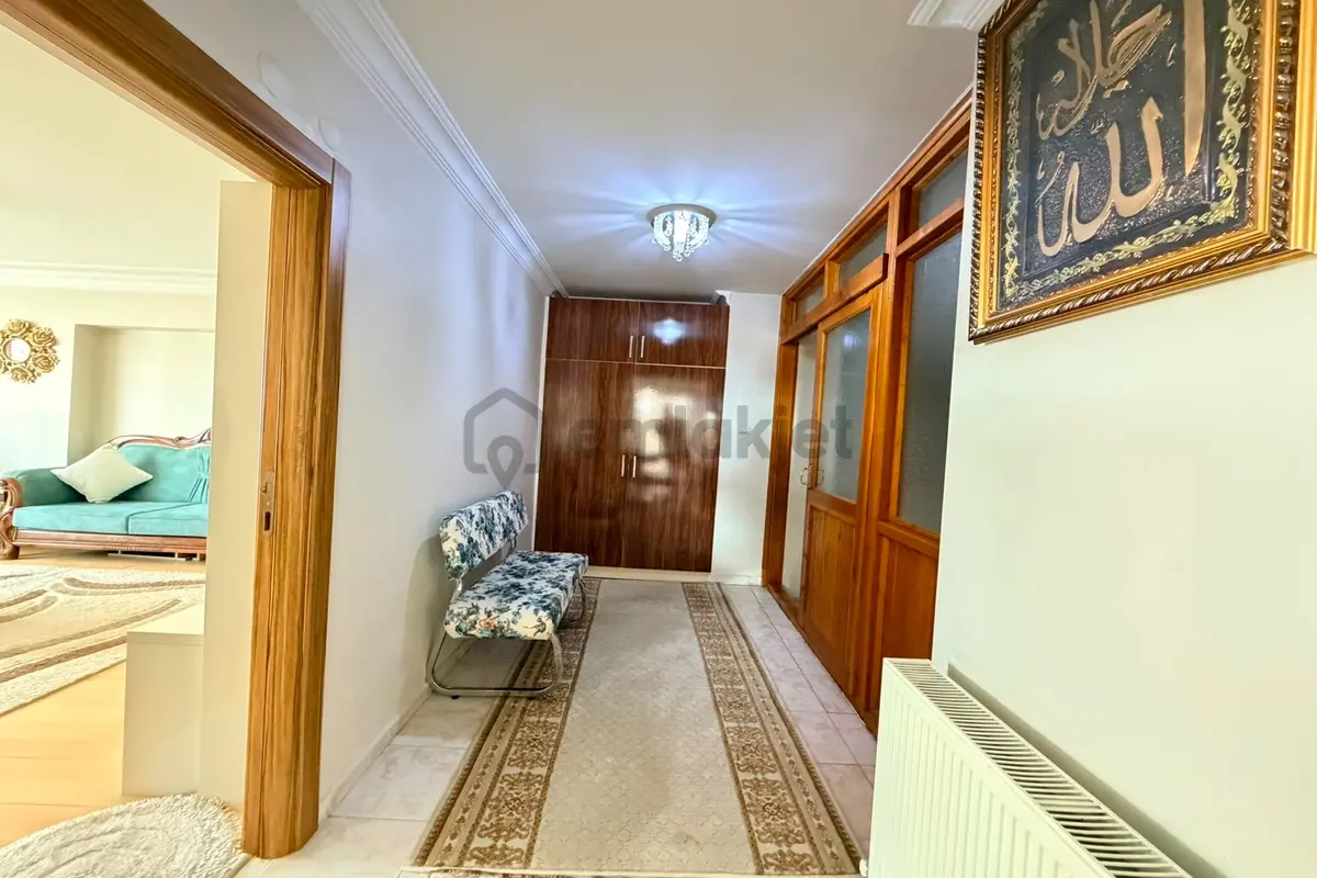 Ufuktepe’de 5+1 Dublex – Çift Girişli 280 M²geniş Ve Ferah! - 17