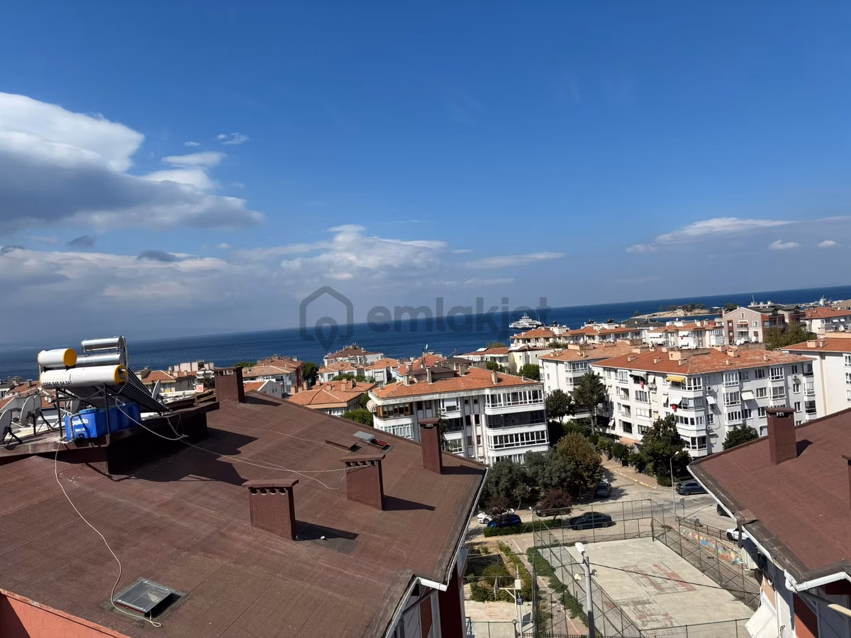 Uzun Mustafa Dan Erdek Kanavada Deniz Manzaralı Satılık Tripleks - 4