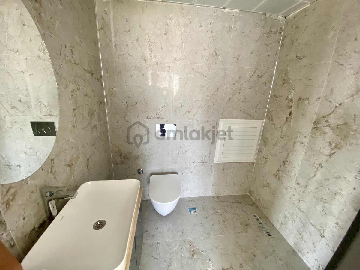 Radison Karşısındaki Çeysa Centropol'de 3+1 Klimalı Kiralık Büro - 13