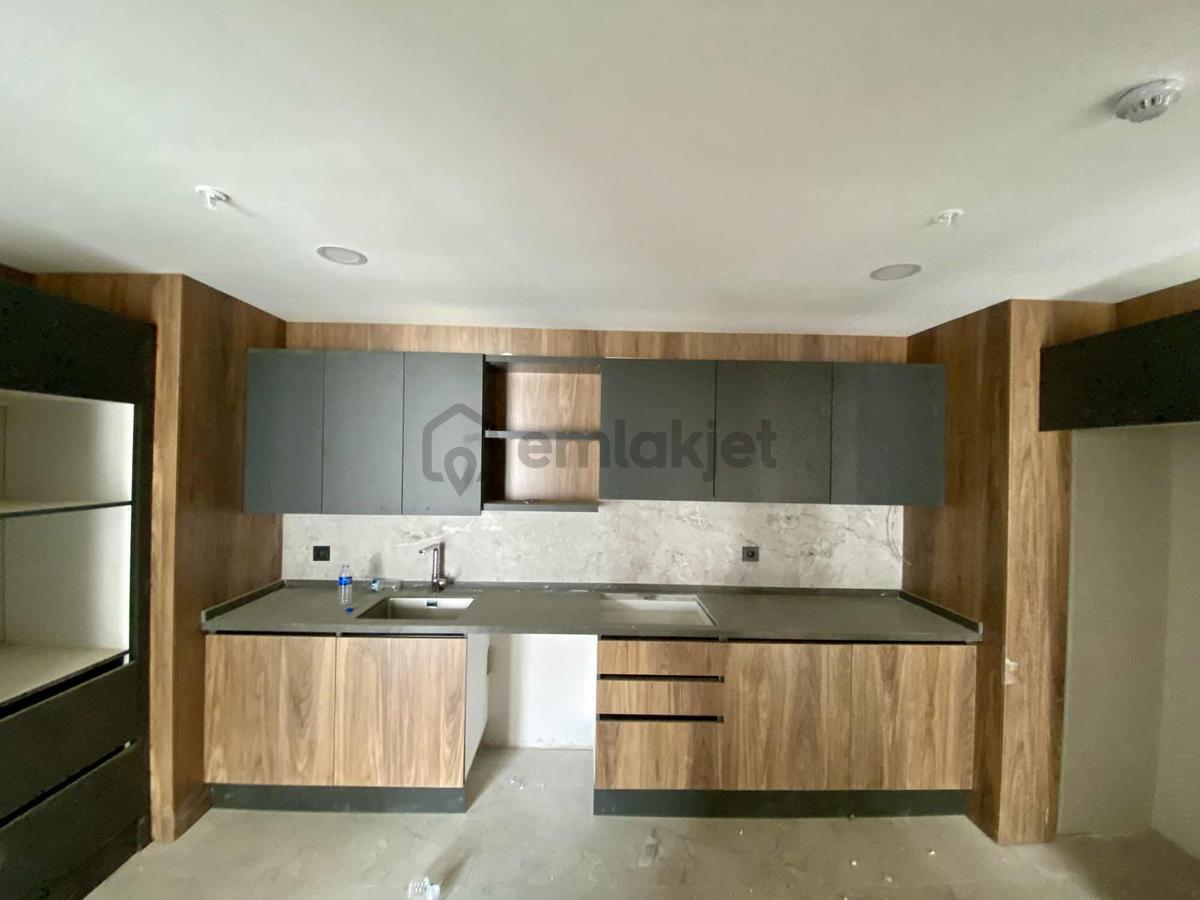 Radison Karşısındaki Çeysa Centropol'de 3+1 Klimalı Kiralık Büro - 3