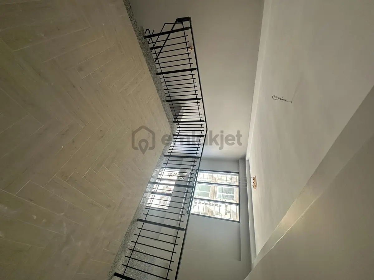 Pent Proje | 17 Eylül'de Kiralık 1+1 Loft Daire - 15