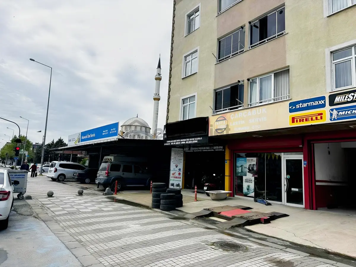 Enyapı İnşaattan Bulvara Cephe Satılık Dükkan - 26
