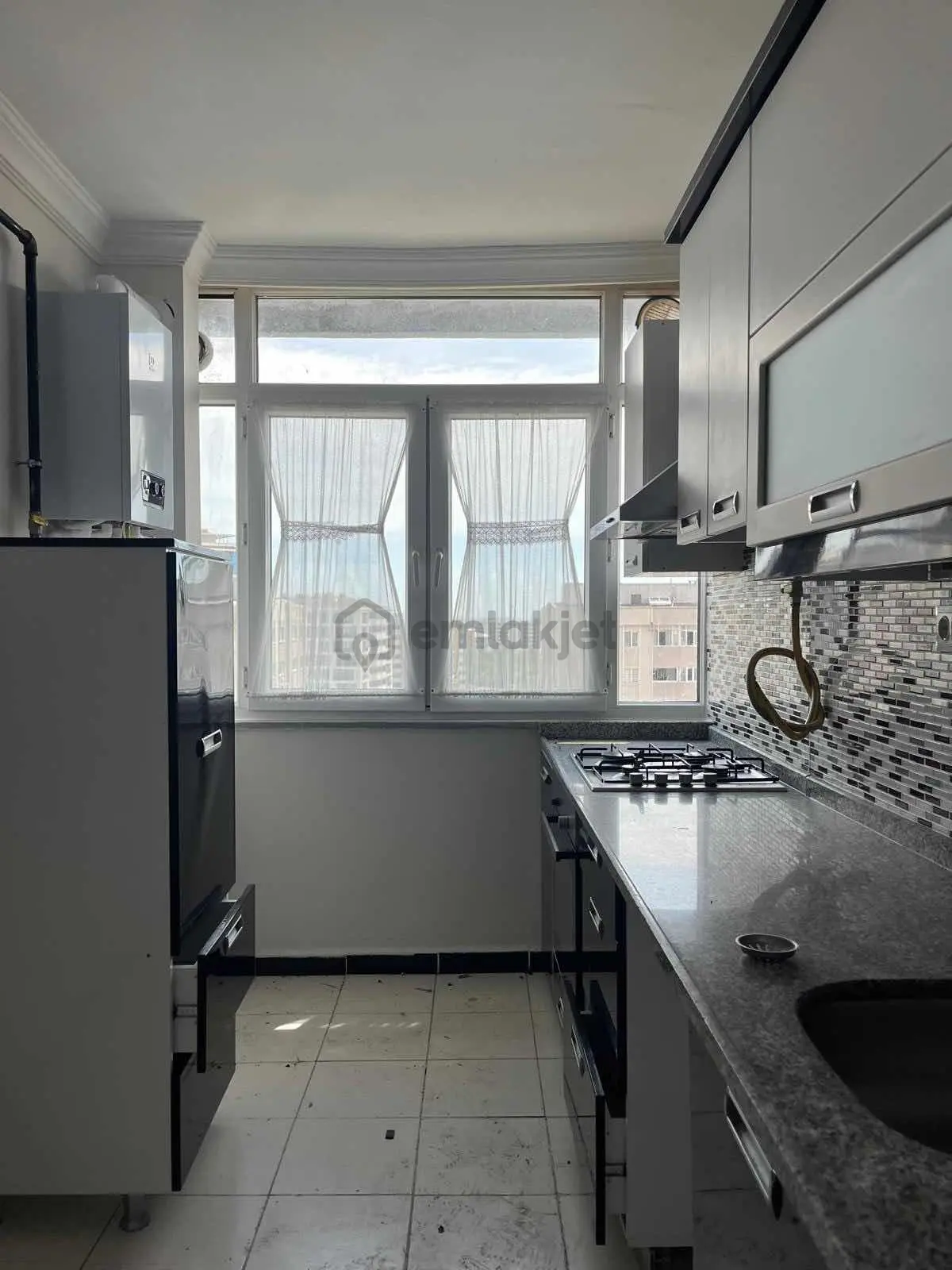 Enyapı İnşaattan 2+1 Tepe Bölgesinde Kiralık Daire - 10