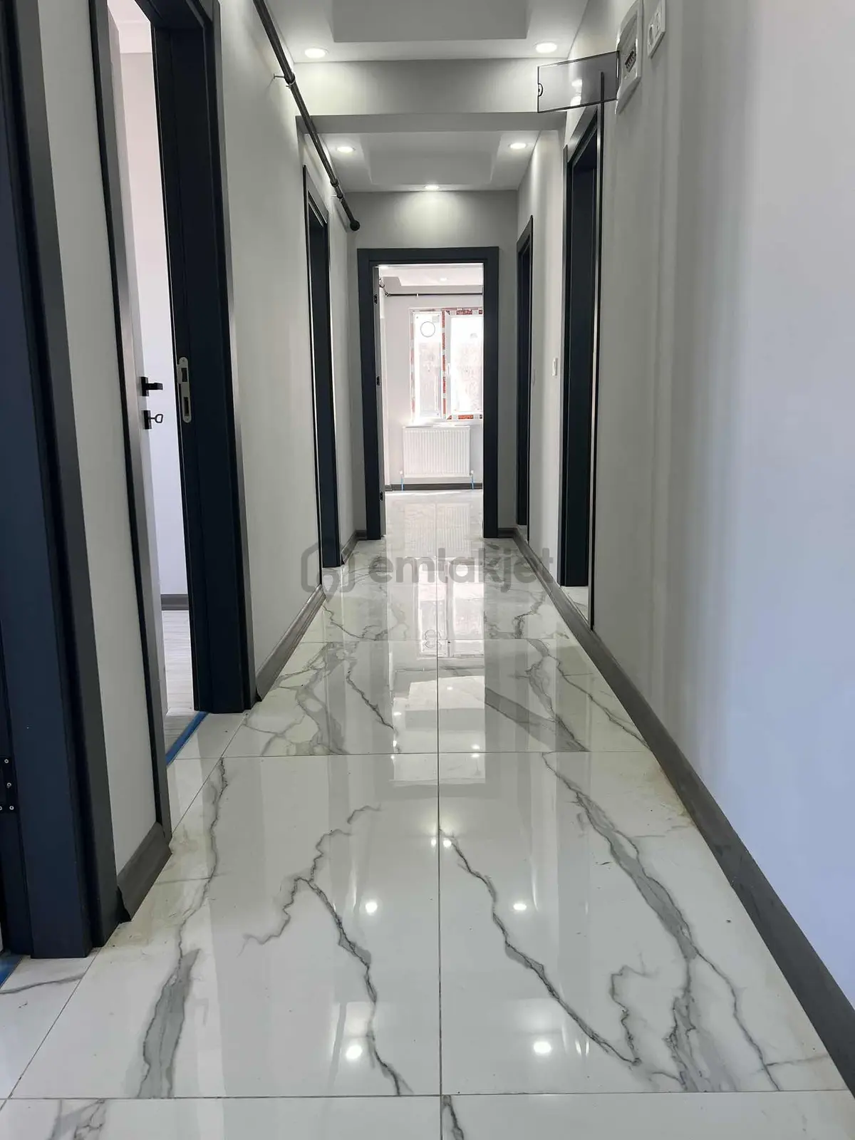 Enyapı İnşaattan Ultra Lüks 2+1 Satılık Daire - 4