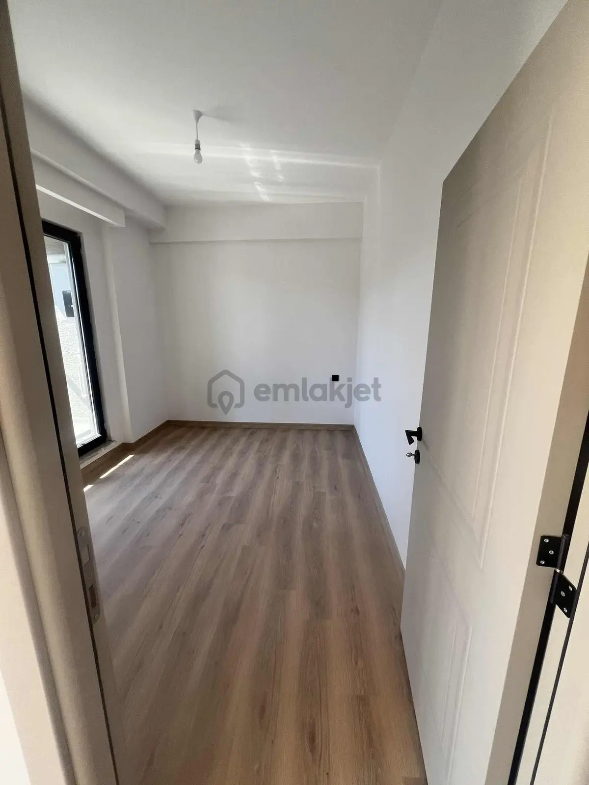 Enyapı İnşaattan Tepe Bölgesinde 1+1 Kiralık Daire - 29