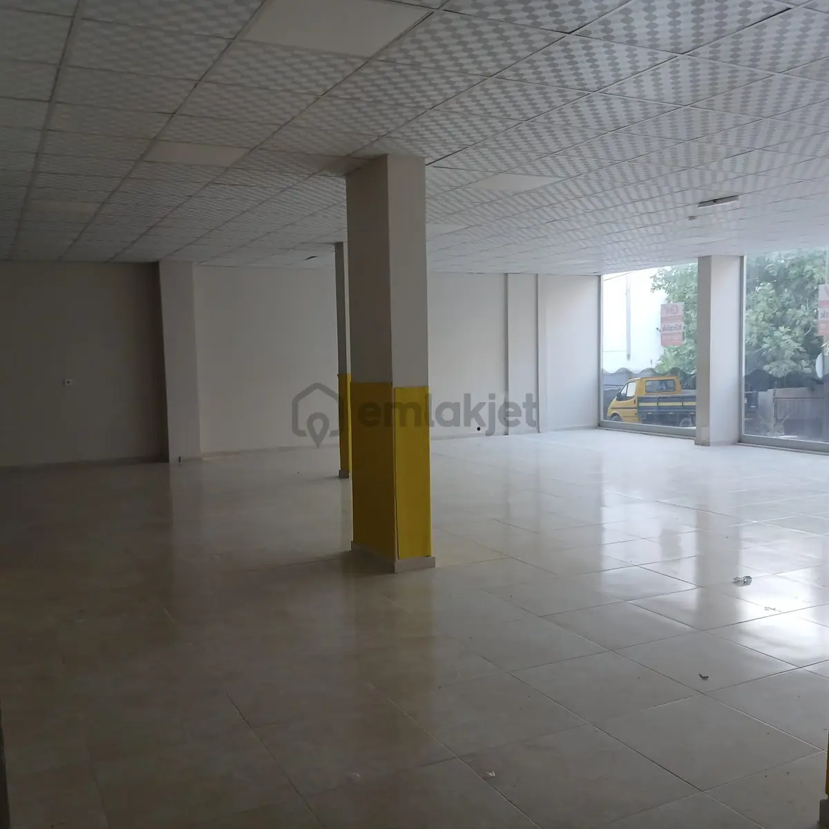 İzmir Bayındır'da Kiralık Depolu İşyeri - 14