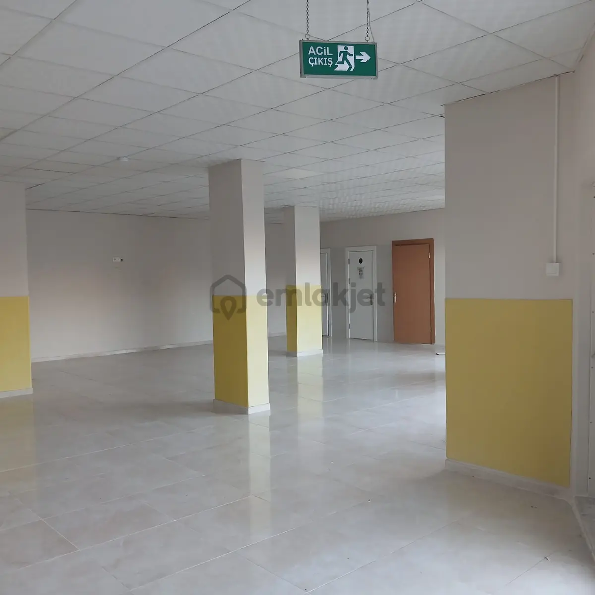İzmir Bayındır'da Kiralık Depolu İşyeri - 6