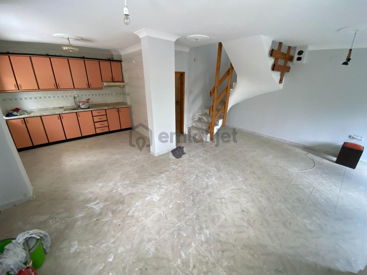 Karasu Yalı Mahallesi Satılık 5+1 Geniş Teraslı Villa - 19